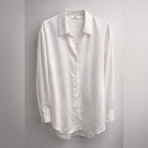 NWOT Uniqlo Elegant White Shirt